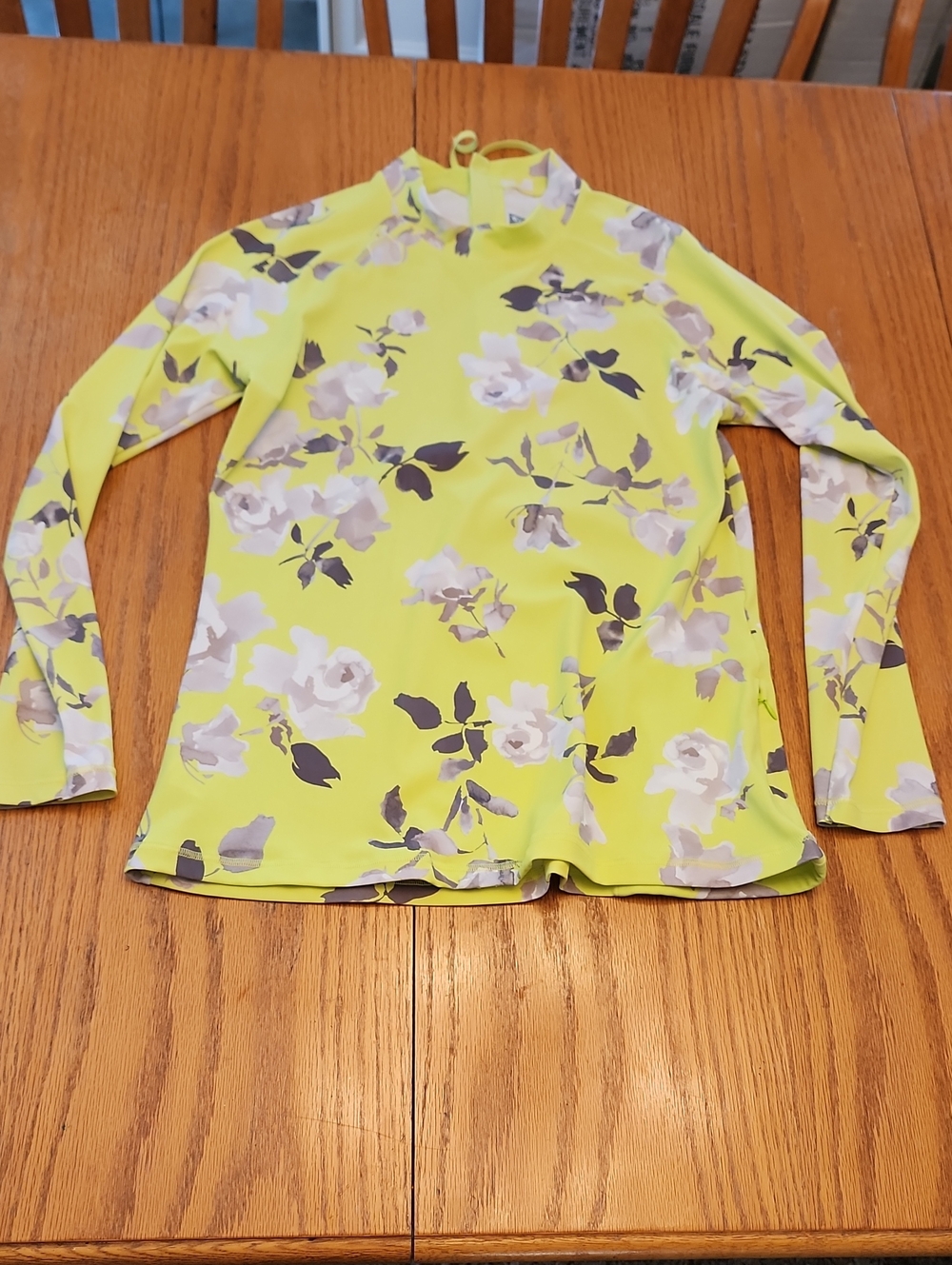 Athleta Floral Rashguard - Picture 16 of 16
